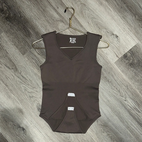 OQQ Women’s 1 Piece Sexy Ribbed V Neck Tank Top Bodysuit Brown SKU002 - Picture 2 of 6